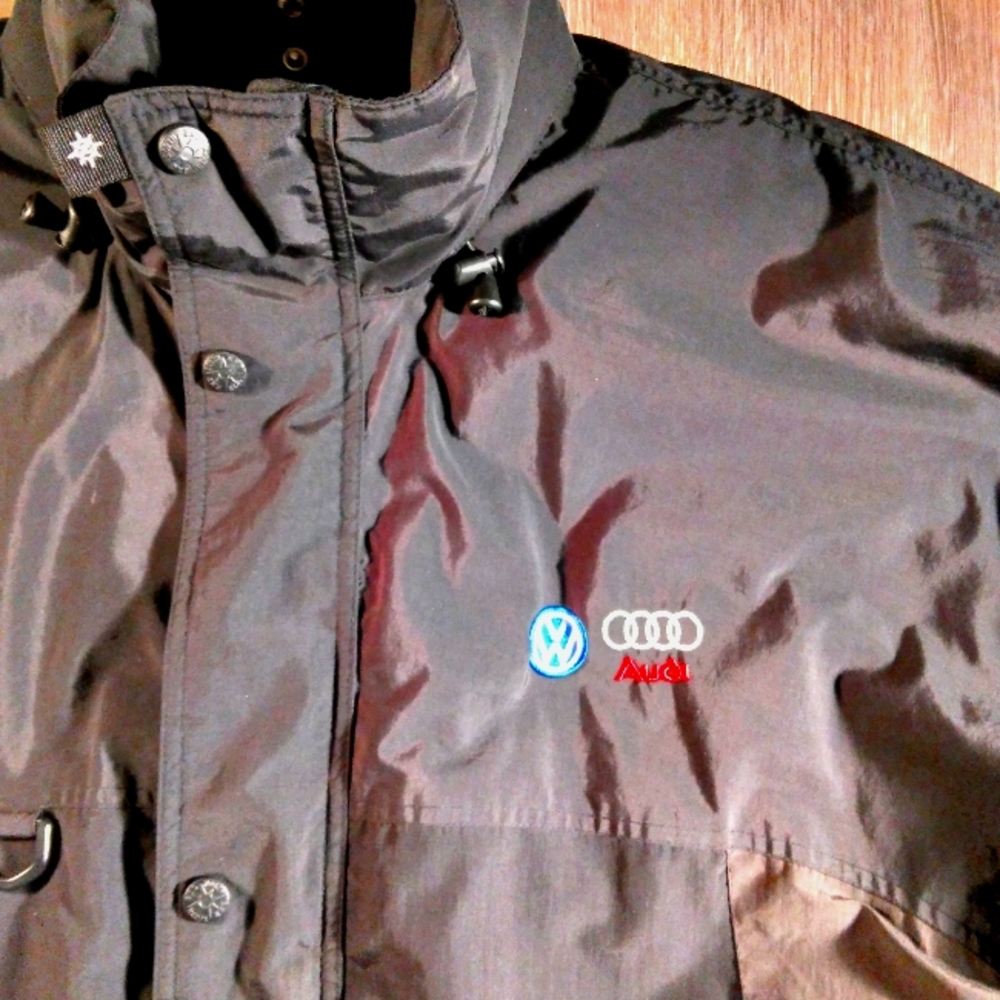 Audi jacket. - Picture 13 of 13
